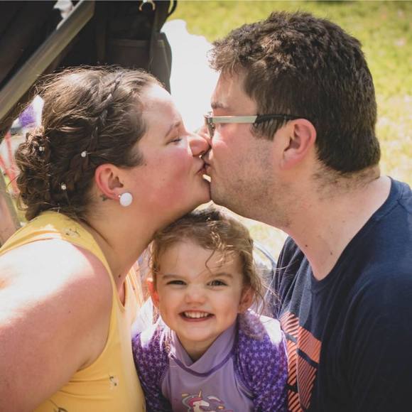 Meet your Posher, Sylvianne - Picture 1 of 1